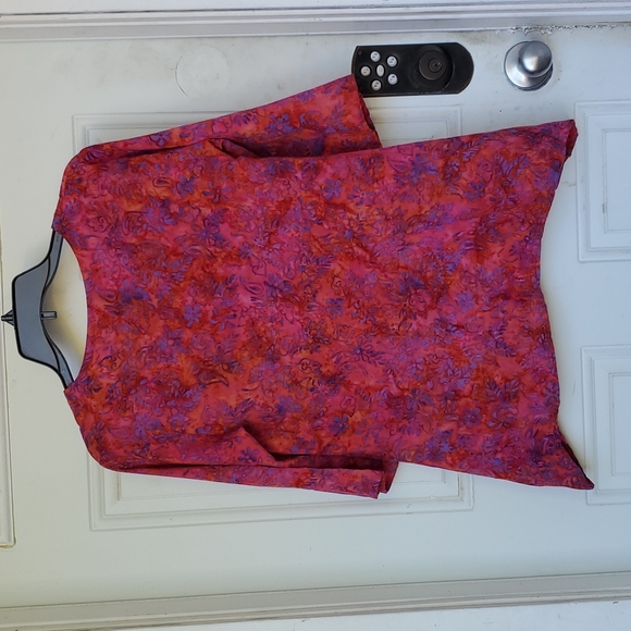 Eagle Ray Traders 3/4 Sleeve V-Neck Rayon Top - Picture 2 of 5